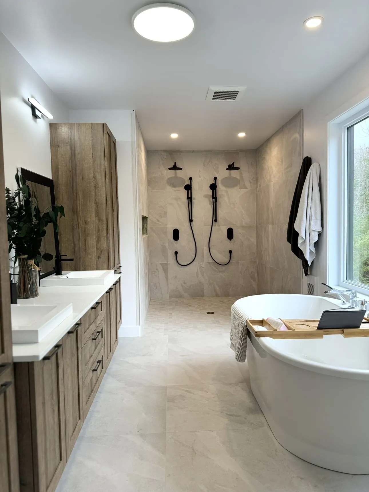 Bathroom renovated by Plomberie MD, plumber serving Aylmer
